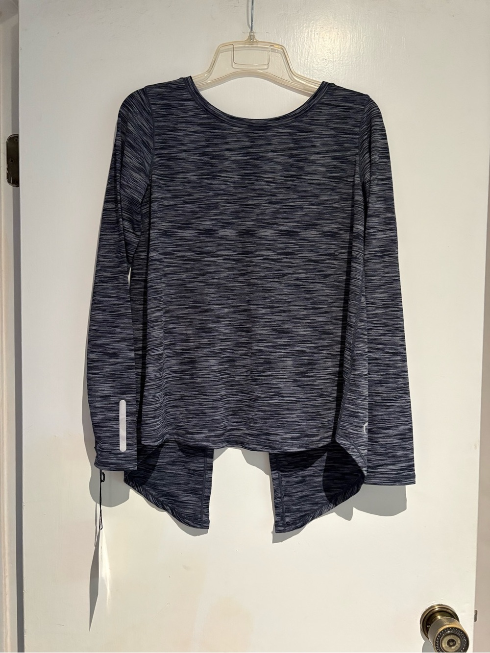 Zyia Active Charcoal split back long sleeve. Women’s S